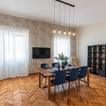 公寓 Suite Charme Moscova 米兰