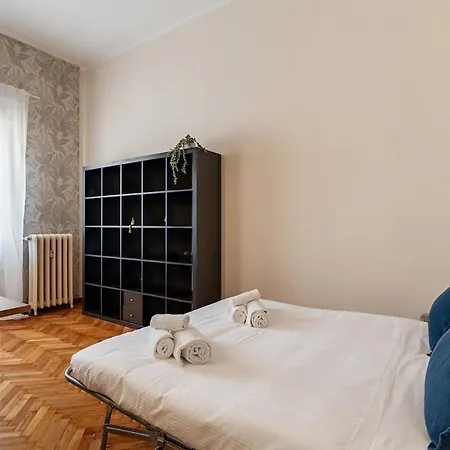 Suite Charme Moscova 公寓 *